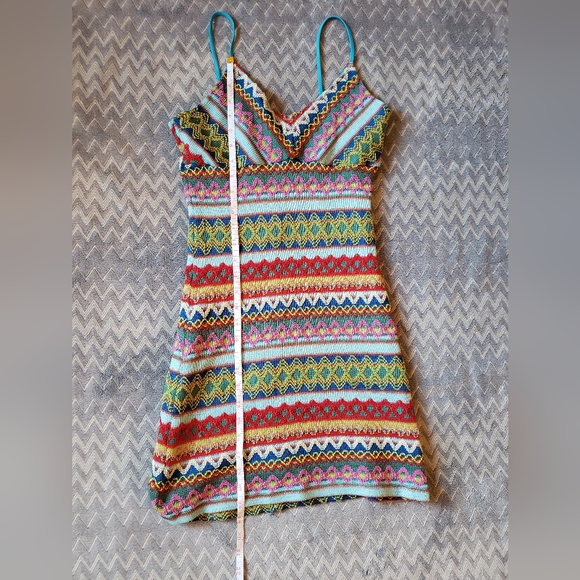 Embroidered mini dress - Picture 5 of 8